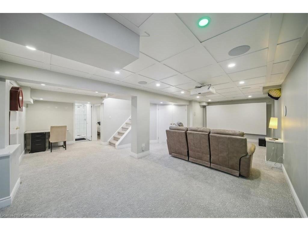 









224


O'donoghue

Avenue,
Oakville,




ON
L6H 3W6

