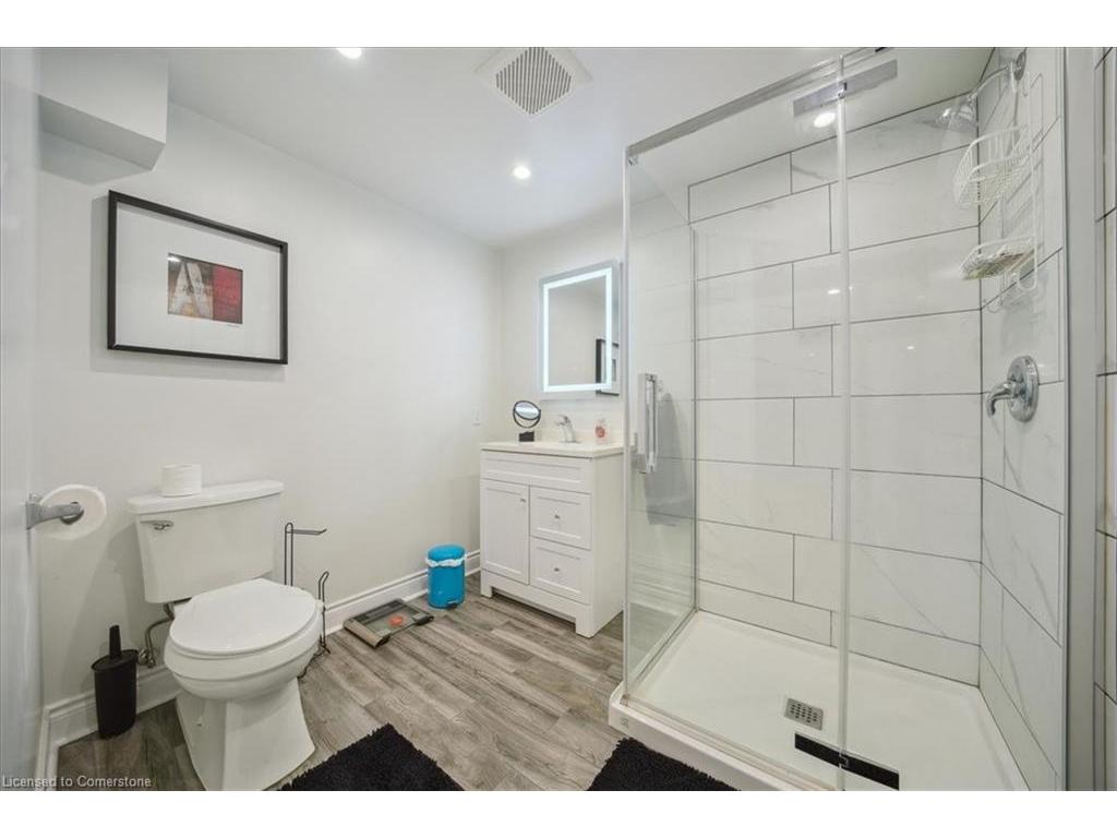 









224


O'donoghue

Avenue,
Oakville,




ON
L6H 3W6


