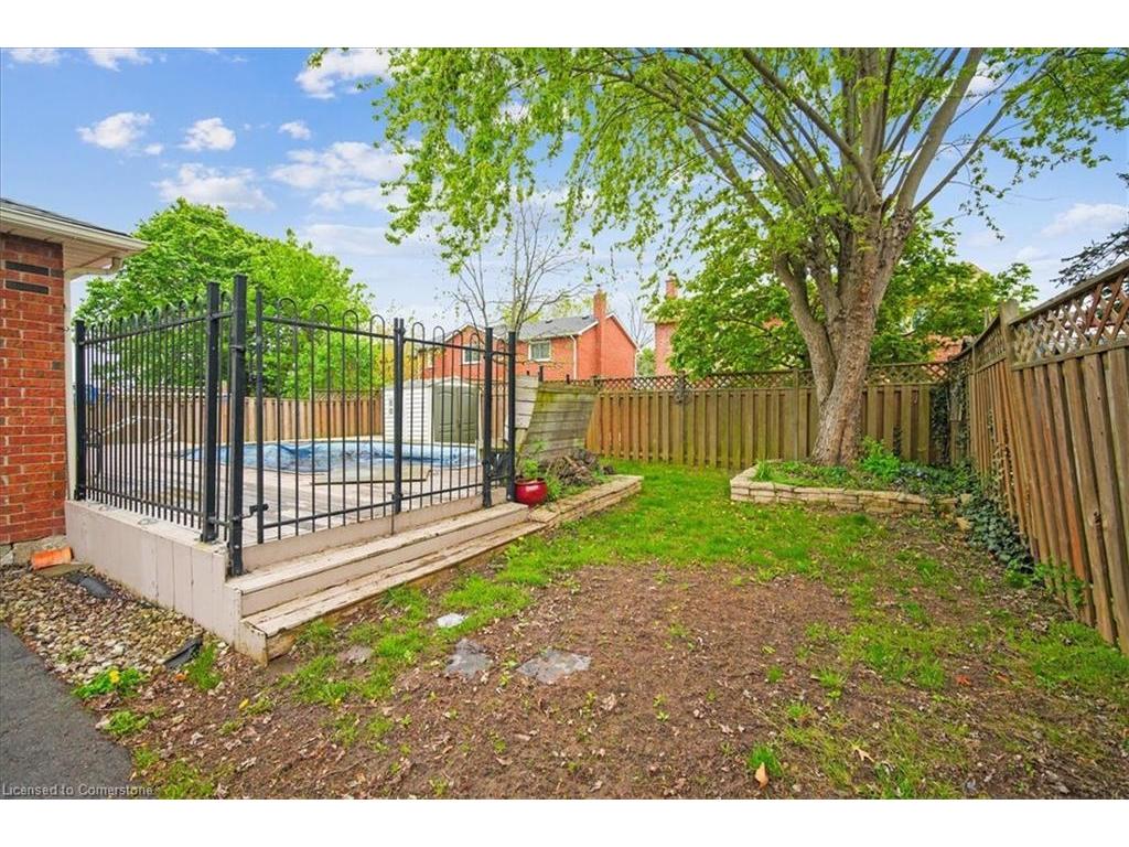 









224


O'donoghue

Avenue,
Oakville,




ON
L6H 3W6


