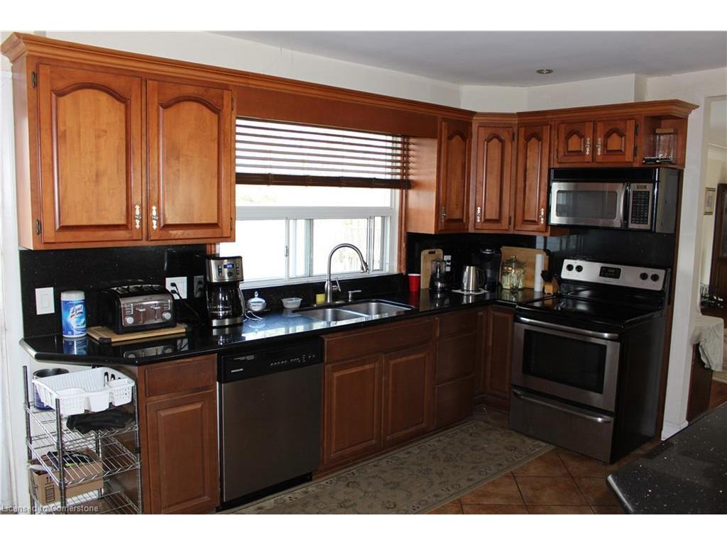 









2112


Upper James

Street,
Mount Hope,




ON
L0R 1W0

