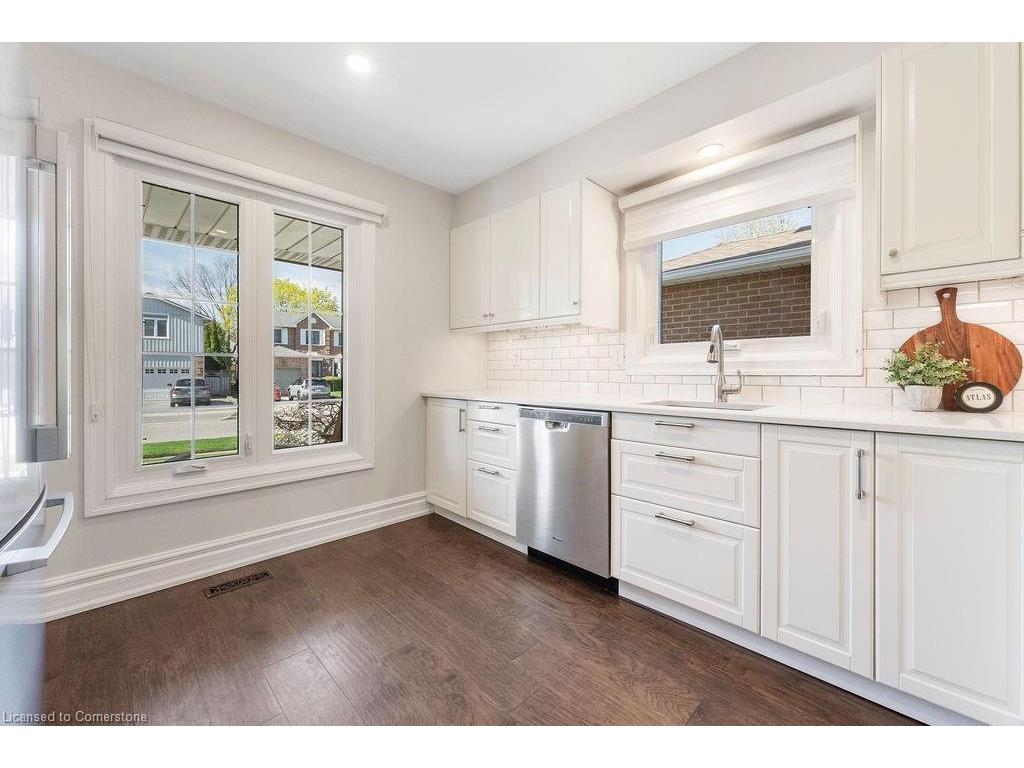 









143


Speyside

Drive,
Oakville,




ON
L6L 5Y1

