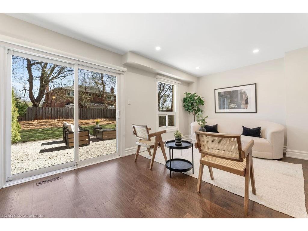 









143


Speyside

Drive,
Oakville,




ON
L6L 5Y1

