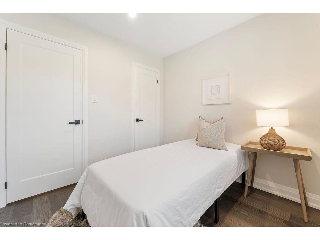









143


Speyside

Drive,
Oakville,




ON
L6L 5Y1

