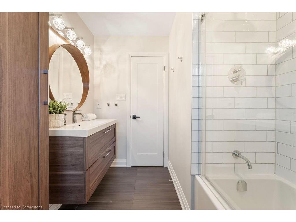 









143


Speyside

Drive,
Oakville,




ON
L6L 5Y1

