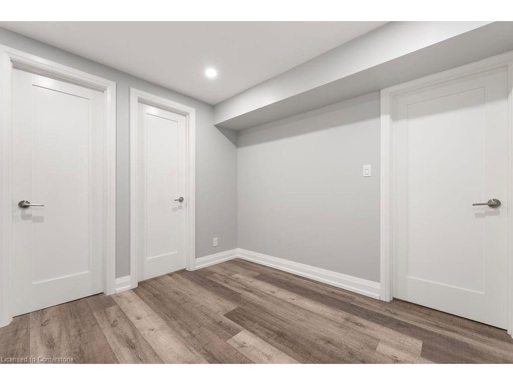 









143


Speyside

Drive,
Oakville,




ON
L6L 5Y1

