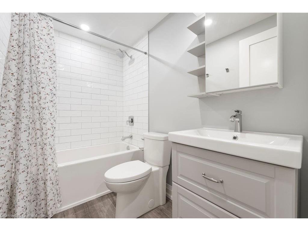 









143


Speyside

Drive,
Oakville,




ON
L6L 5Y1

