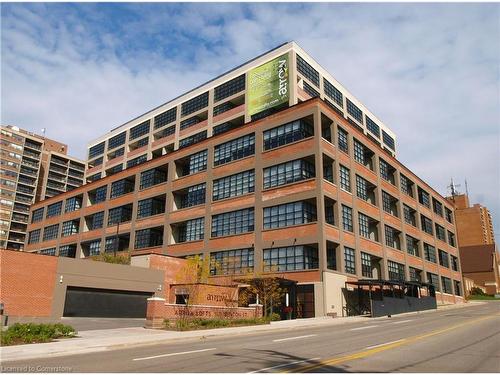 Featured Listing Photo 