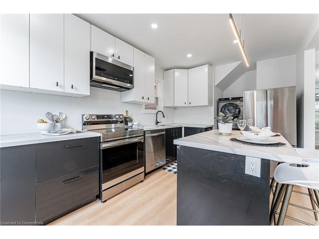 









15


Barnesdale

Avenue North,
Hamilton,




ON
L8L 6R4


