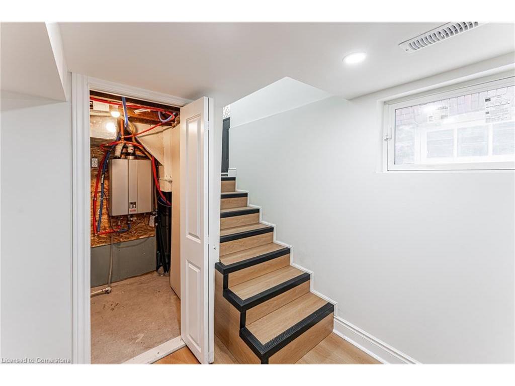 









15


Barnesdale

Avenue North,
Hamilton,




ON
L8L 6R4

