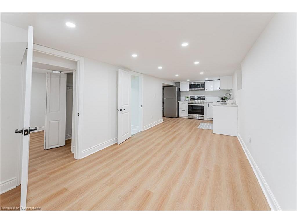 









15


Barnesdale

Avenue North,
Hamilton,




ON
L8L 6R4

