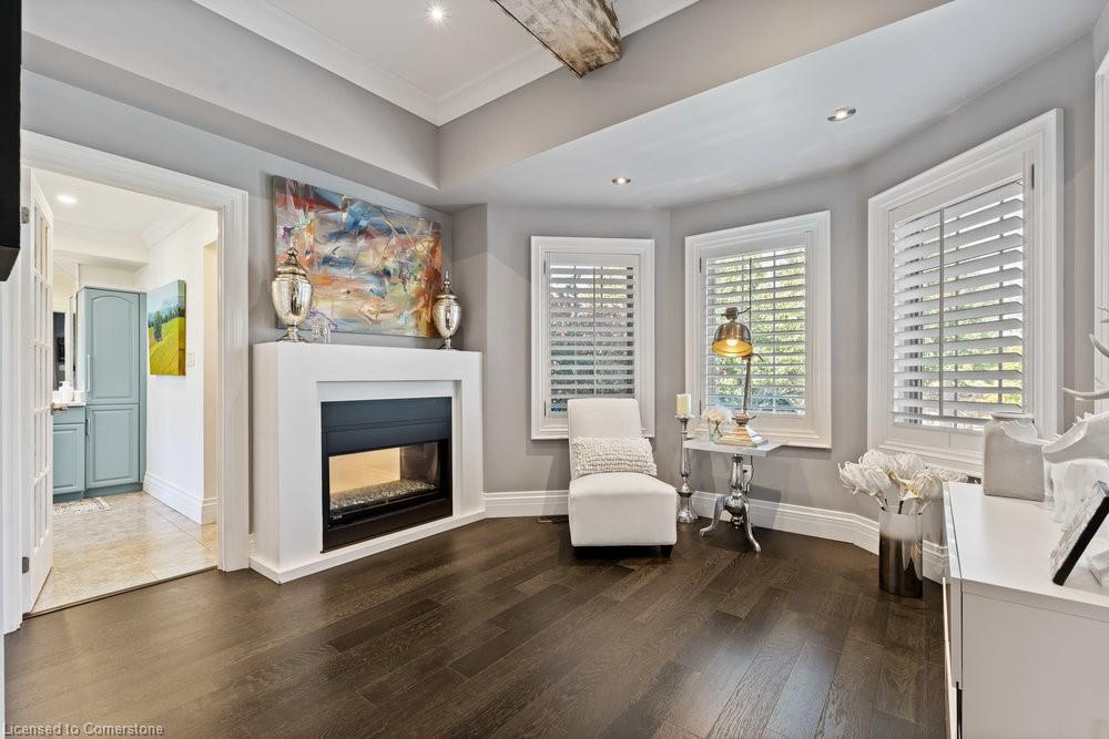 









1467


Book

Road West,
Ancaster,







ON
L0R 1R0

