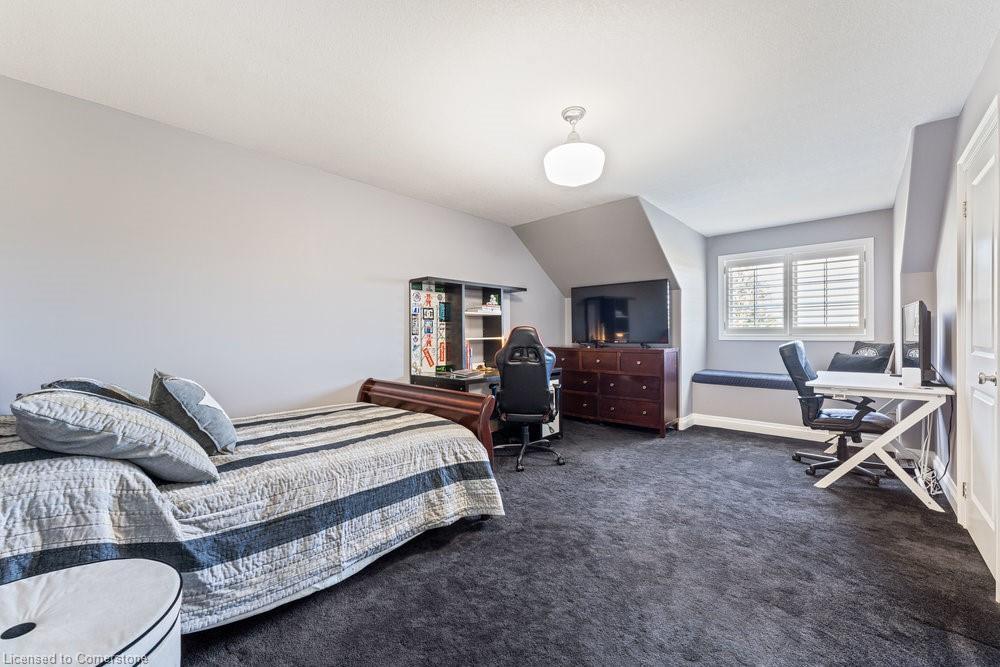 









1467


Book

Road West,
Ancaster,







ON
L0R 1R0

