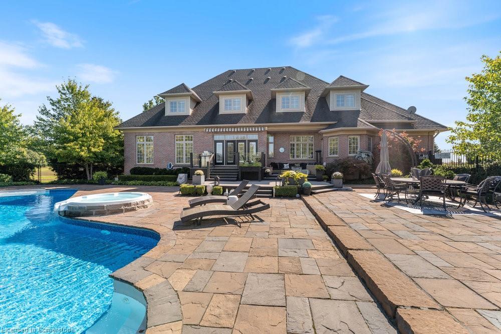 









1467


Book

Road West,
Ancaster,







ON
L0R 1R0

