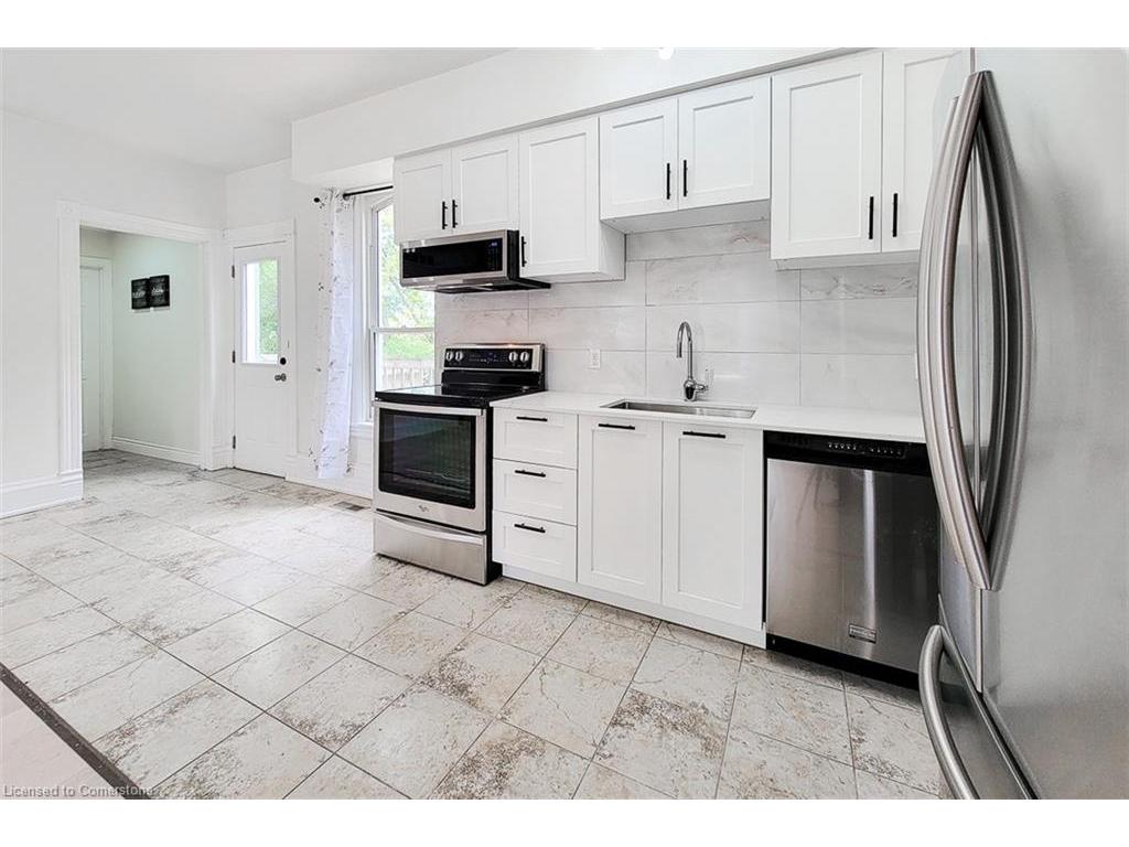 









115


Main

Street West,
Grimsby,




ON
L3M 1R5

