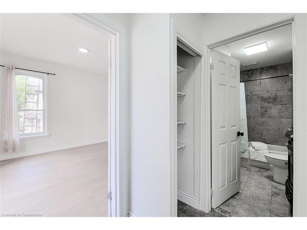 









115


Main

Street West,
Grimsby,




ON
L3M 1R5

