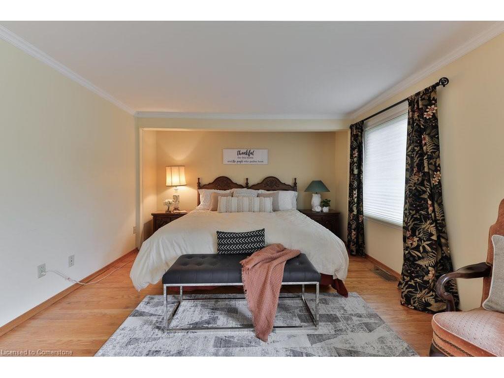 









2524


Homelands

Drive,
Mississauga,




ON
L5K 1H4

