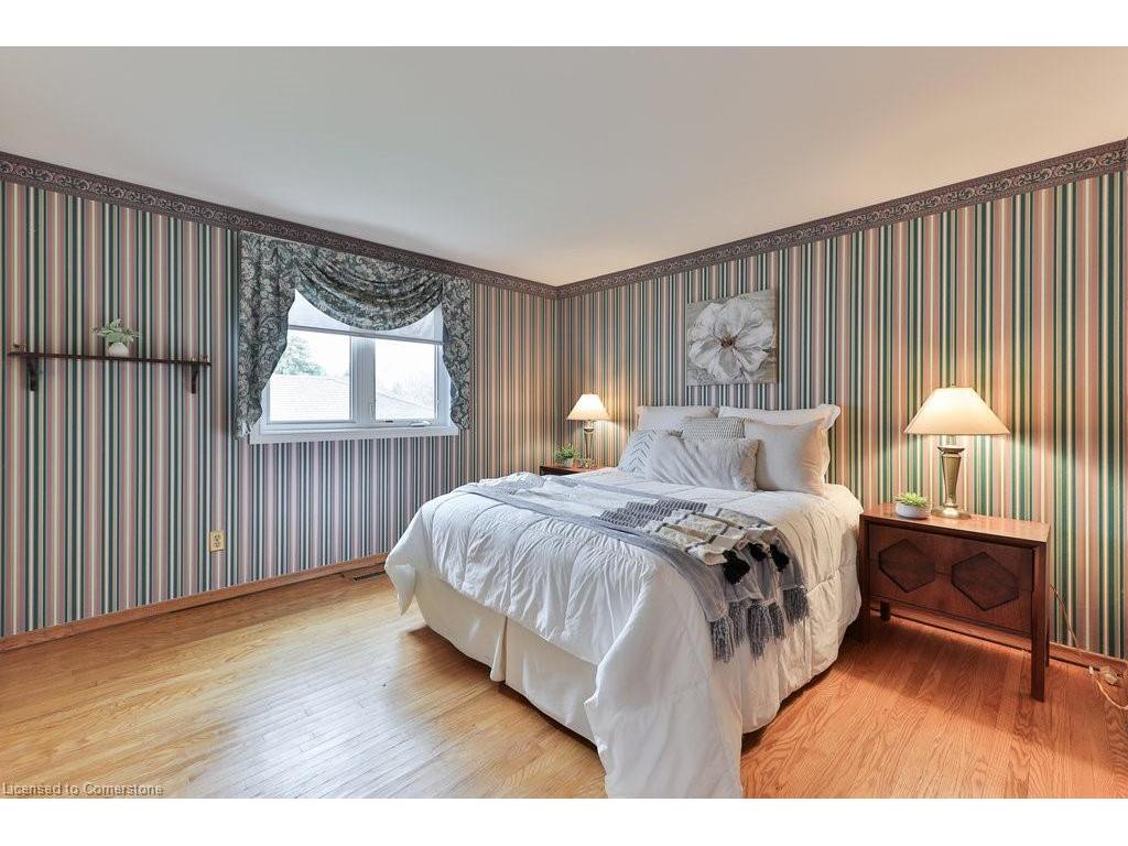 









2524


Homelands

Drive,
Mississauga,




ON
L5K 1H4

