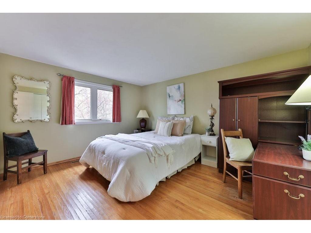 









2524


Homelands

Drive,
Mississauga,




ON
L5K 1H4

