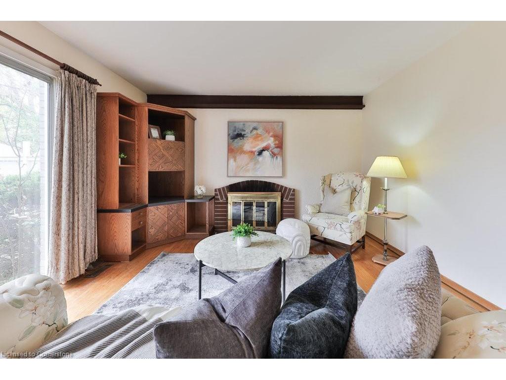 









2524


Homelands

Drive,
Mississauga,




ON
L5K 1H4


