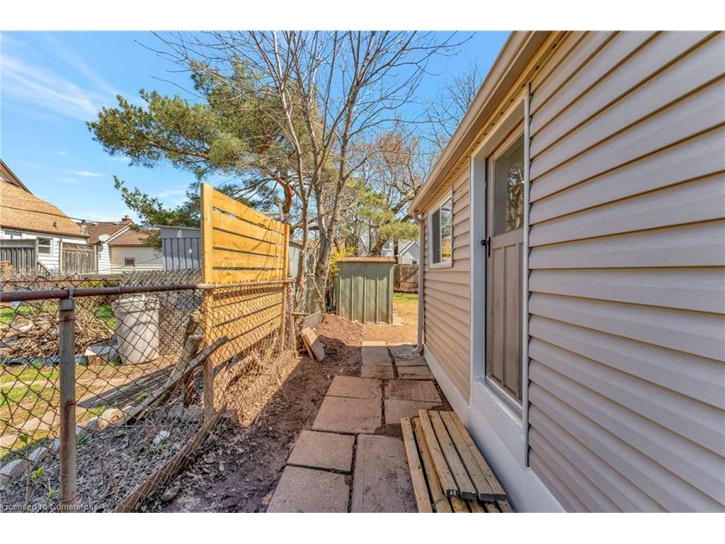 









24


Carlisle

Street,
Hamilton,




ON
L8H 4C3

