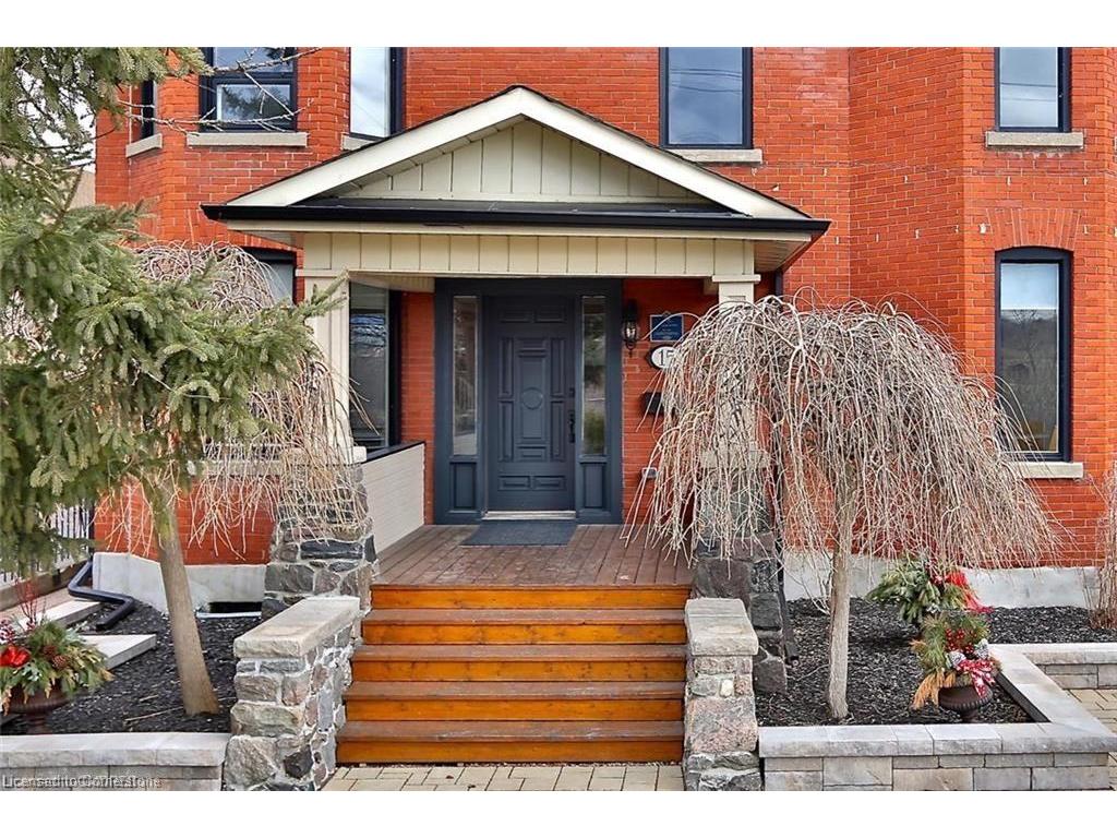 









15


Mississauga

Road South,
Mississauga,




ON
L5H 2H5

