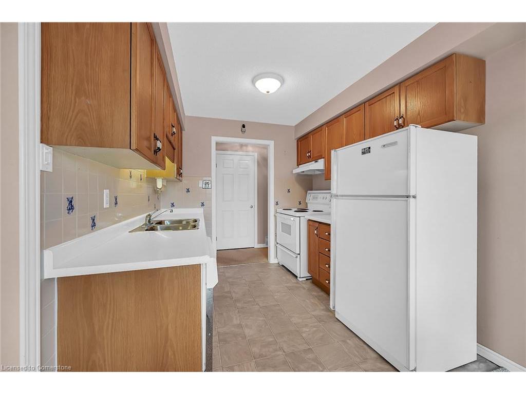 









416


Limeridge

Road East, 309,
Hamilton,




ON
L9A 2S7

