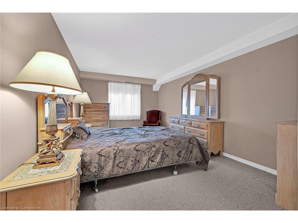 









416


Limeridge

Road East, 309,
Hamilton,




ON
L9A 2S7

