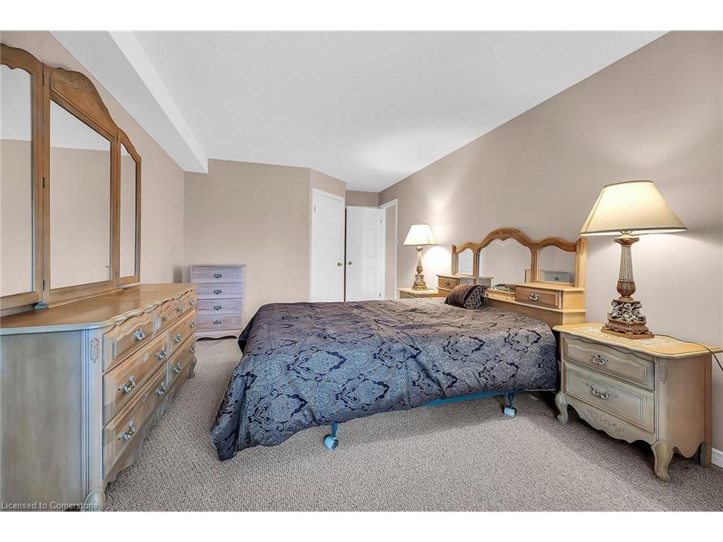 









416


Limeridge

Road East, 309,
Hamilton,




ON
L9A 2S7

