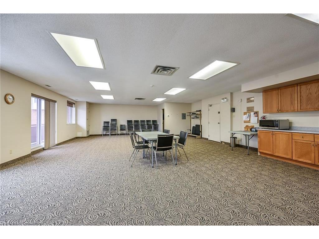 









416


Limeridge

Road East, 309,
Hamilton,




ON
L9A 2S7

