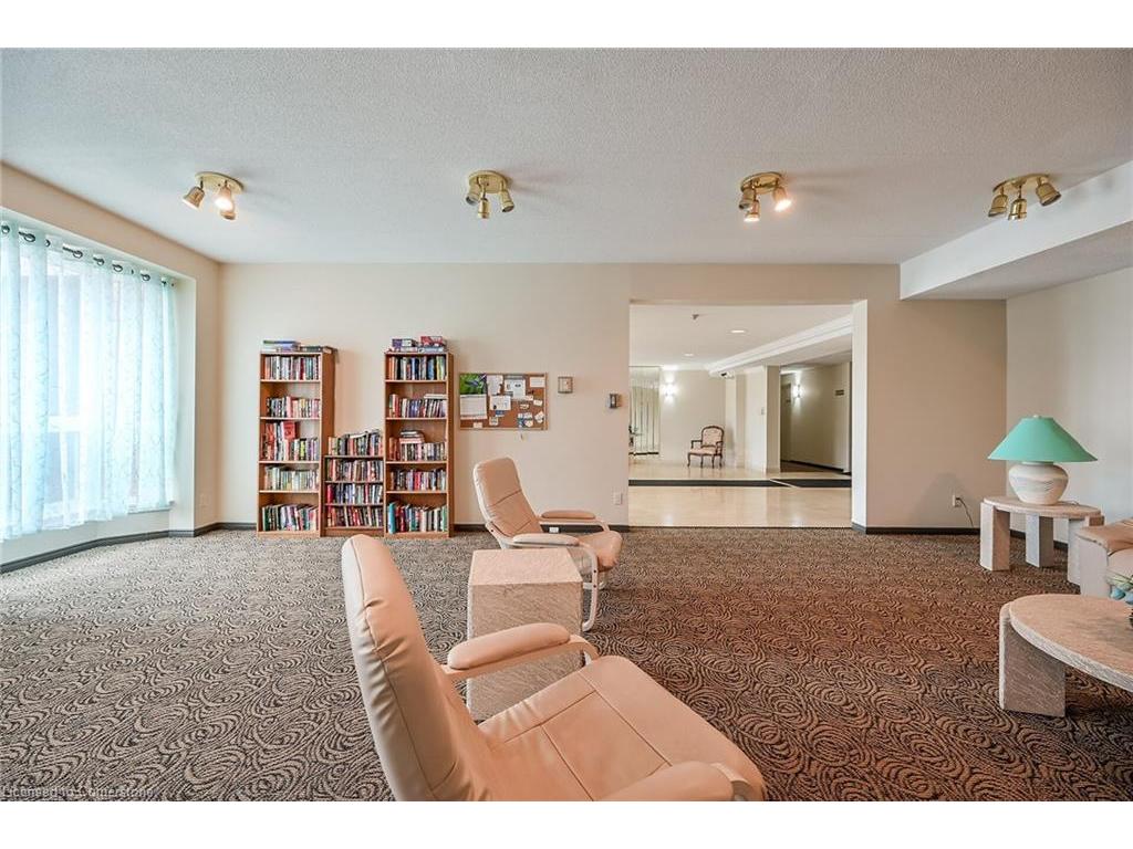 









416


Limeridge

Road East, 309,
Hamilton,




ON
L9A 2S7

