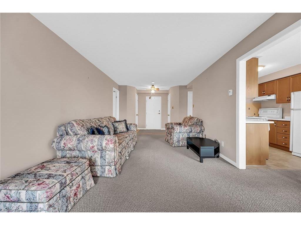 









416


Limeridge

Road East, 309,
Hamilton,




ON
L9A 2S7

