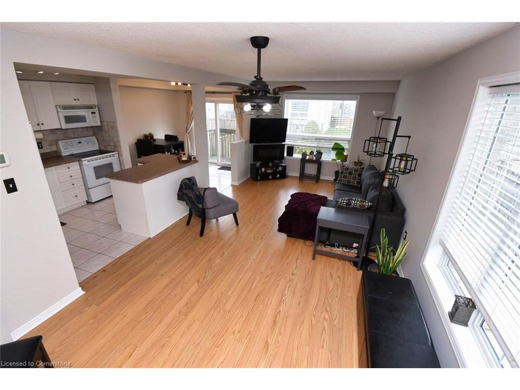 









104


Frances

Avenue, 28,
Stoney Creek,




ON
L8E 5X3

