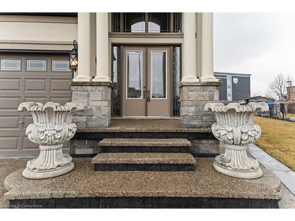 









88


Chartwell

Circle,
Hamilton,




ON
L9A 0C4

