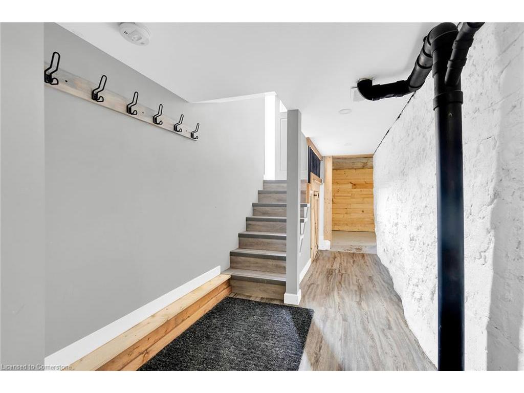 









129


Dundurn

Street North,
Hamilton,




ON
L8R 3E7


