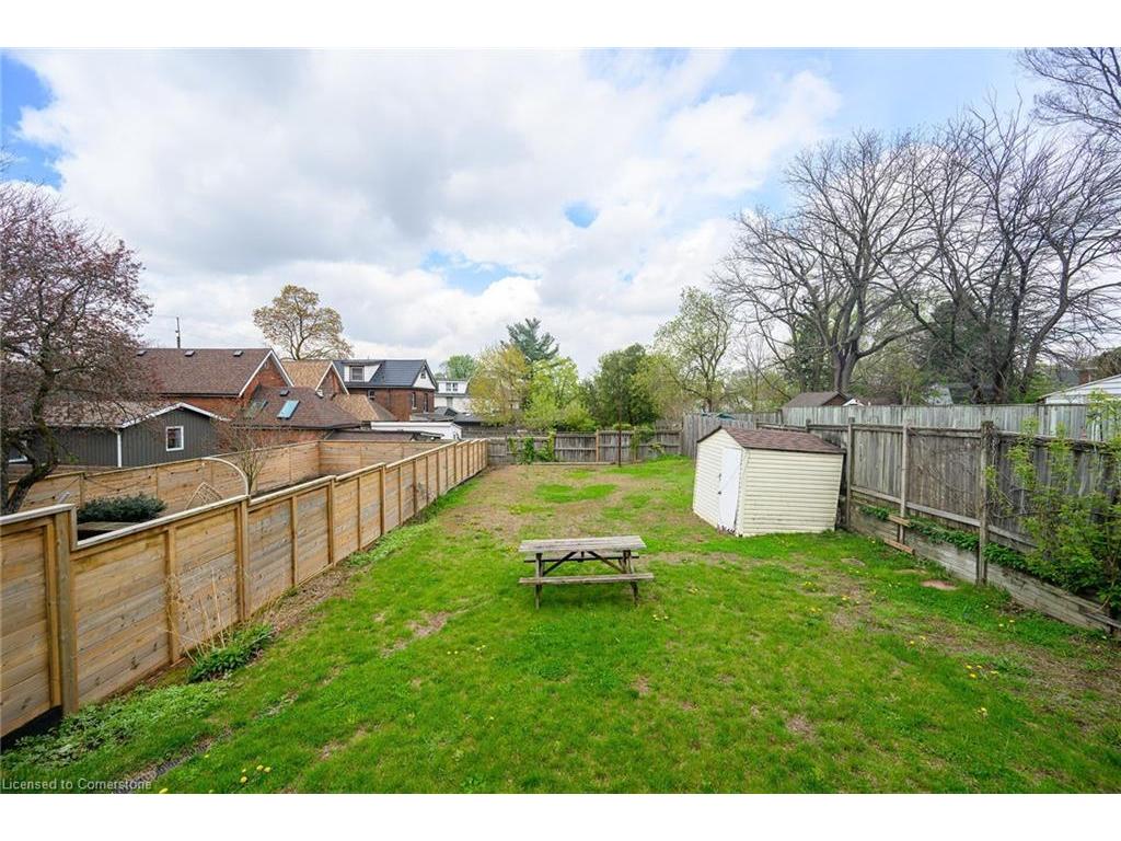 









129


Dundurn

Street North,
Hamilton,




ON
L8R 3E7

