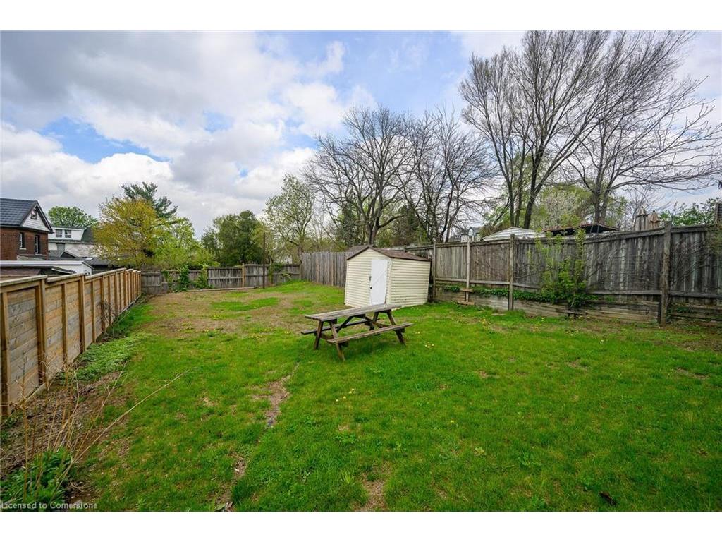 









129


Dundurn

Street North,
Hamilton,




ON
L8R 3E7

