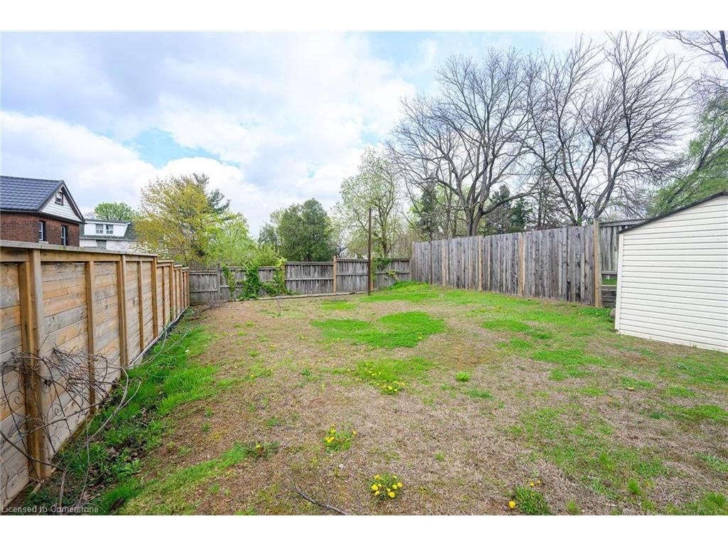 









129


Dundurn

Street North,
Hamilton,




ON
L8R 3E7

