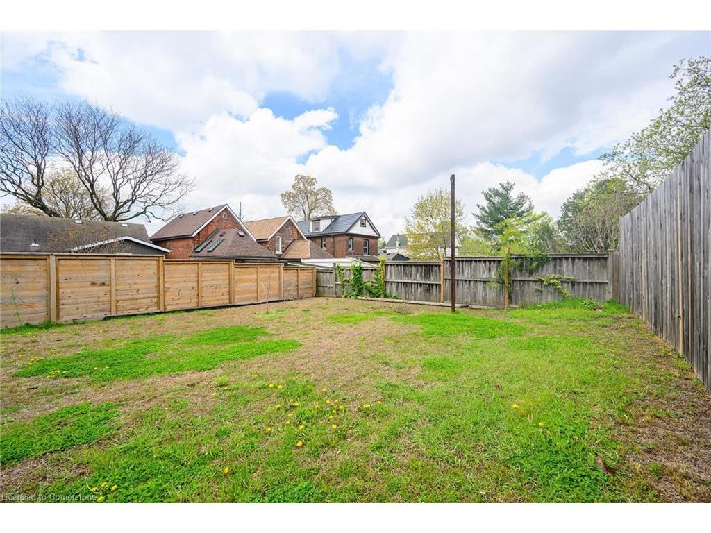 









129


Dundurn

Street North,
Hamilton,




ON
L8R 3E7

