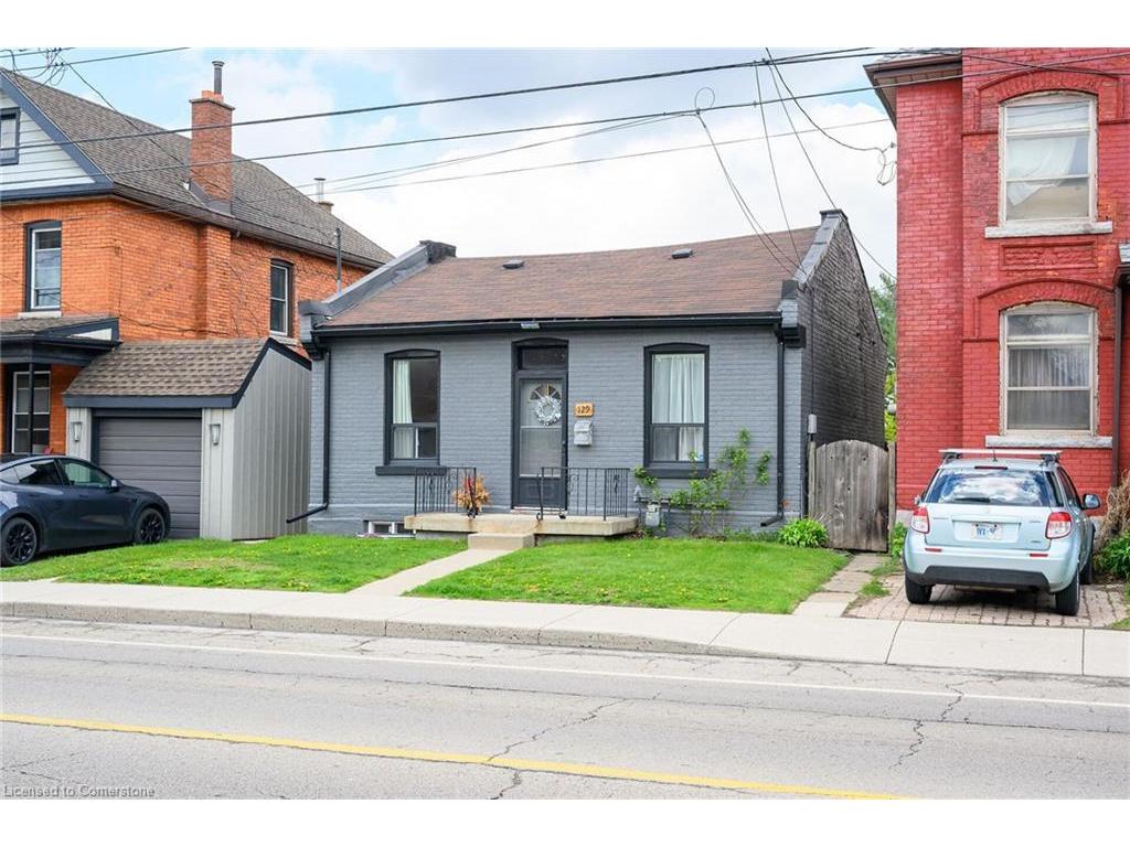 









129


Dundurn

Street North,
Hamilton,




ON
L8R 3E7

