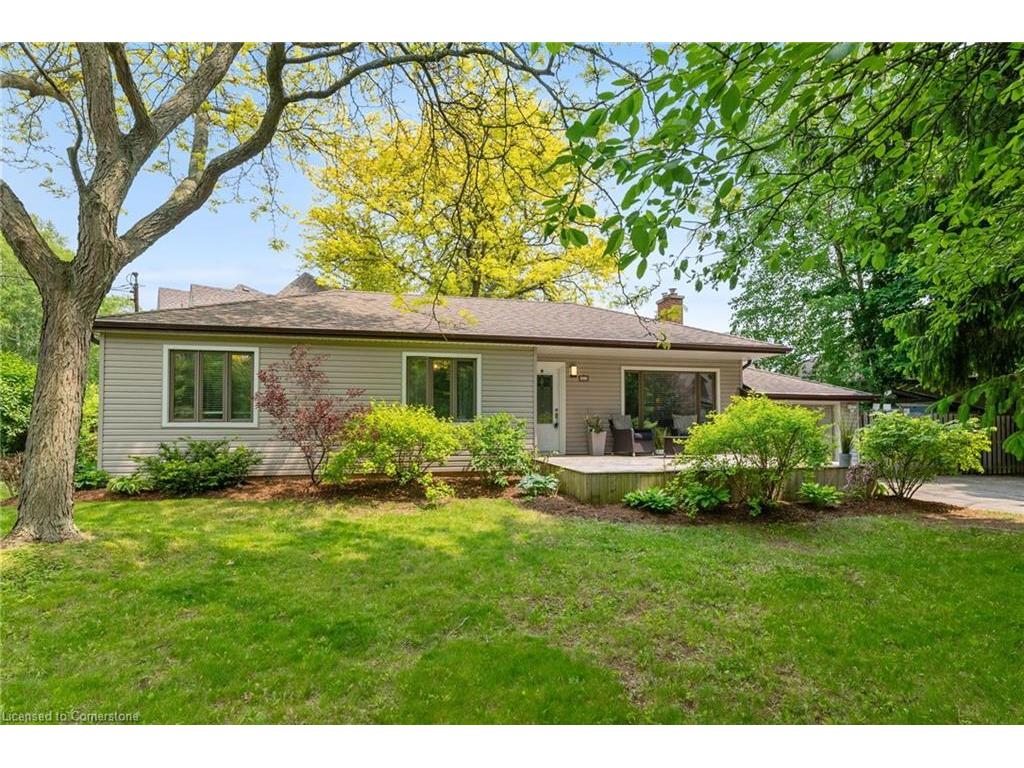 









82


Gilbert

Avenue,
Ancaster,




ON
L9G 1R4


