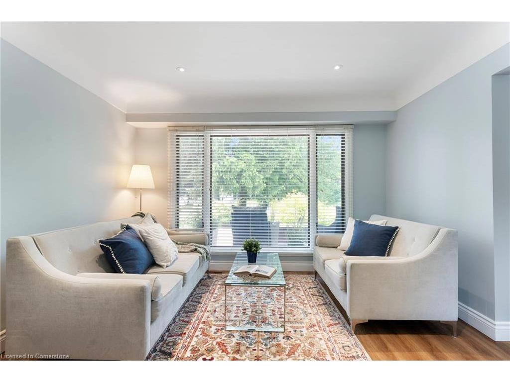 









82


Gilbert

Avenue,
Ancaster,




ON
L9G 1R4


