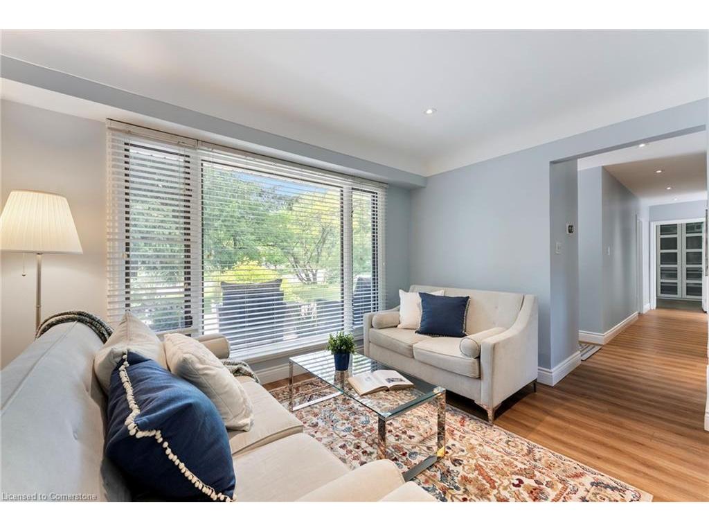 









82


Gilbert

Avenue,
Ancaster,




ON
L9G 1R4

