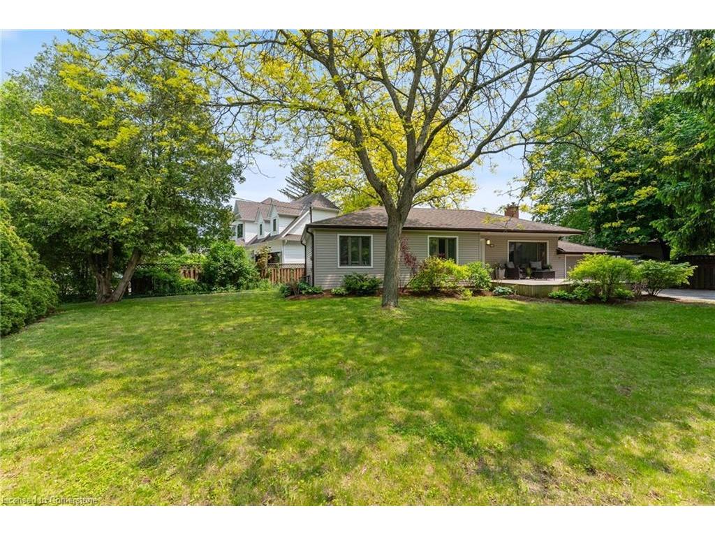 









82


Gilbert

Avenue,
Ancaster,




ON
L9G 1R4

