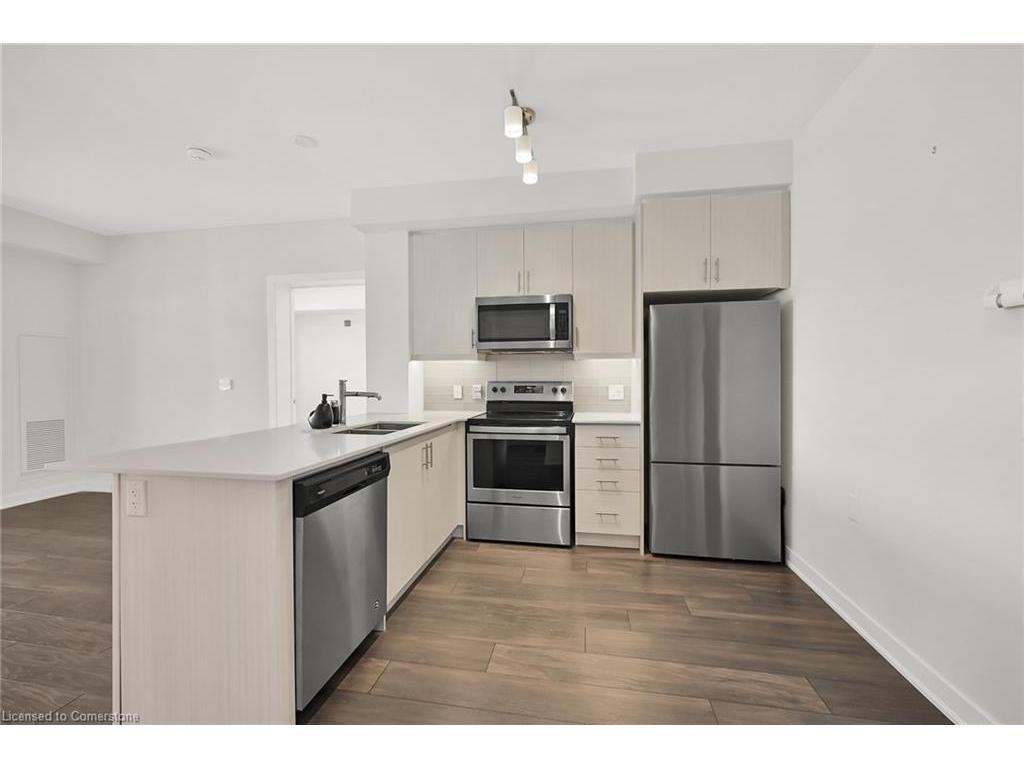 









320


Plains

Road East, 312,
Burlington,




ON
L7T 0C1

