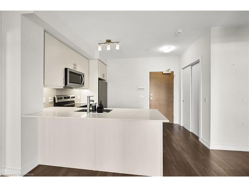 









320


Plains

Road East, 312,
Burlington,




ON
L7T 0C1

