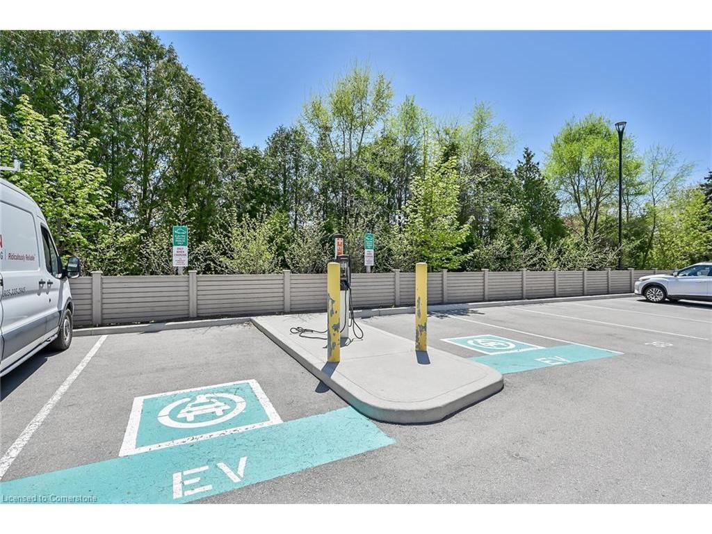 









320


Plains

Road East, 312,
Burlington,




ON
L7T 0C1

