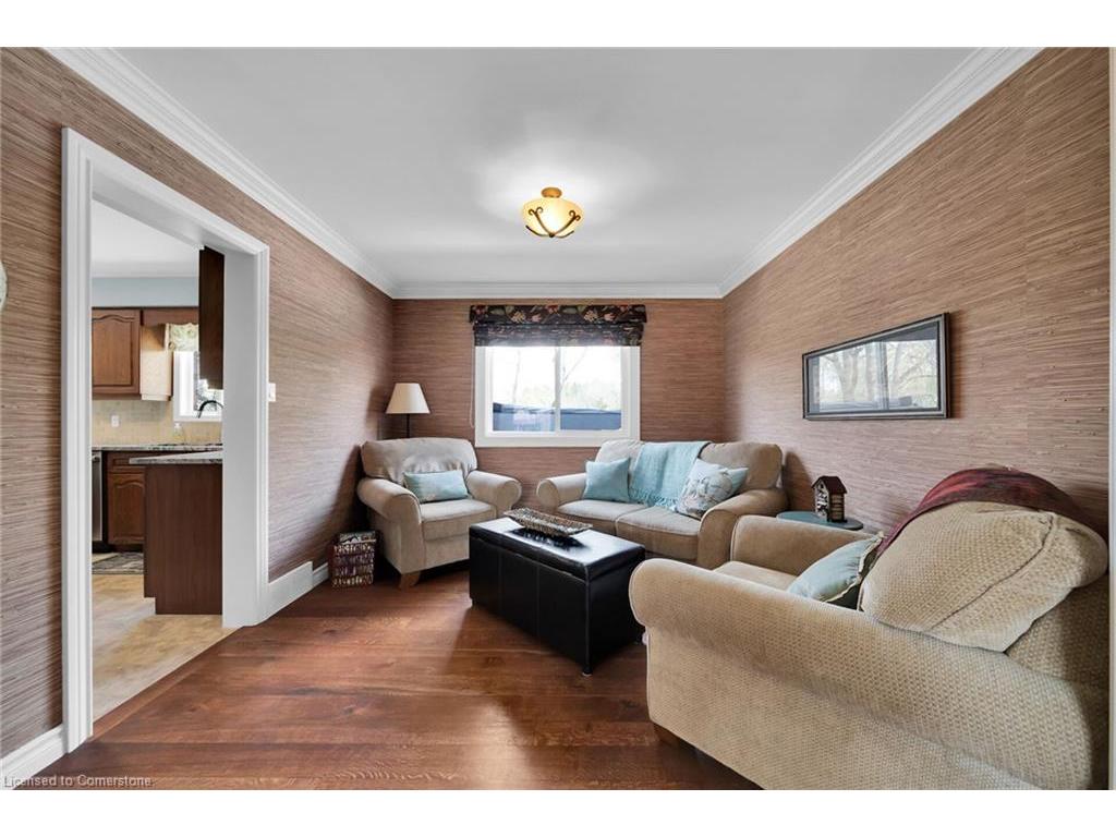 









21


Hughson

Street,
Branchton,




ON
N0B 1L0

