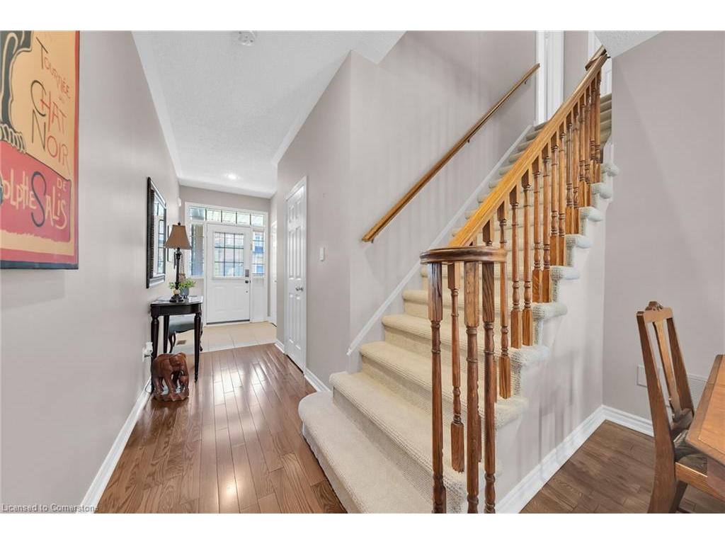 









300


Ravineview

Way, 41,
Oakville,




ON
L6H 7J2


