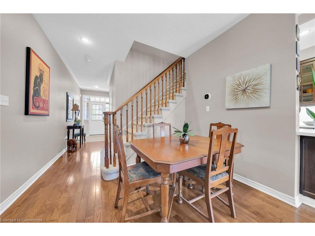 









300


Ravineview

Way, 41,
Oakville,




ON
L6H 7J2

