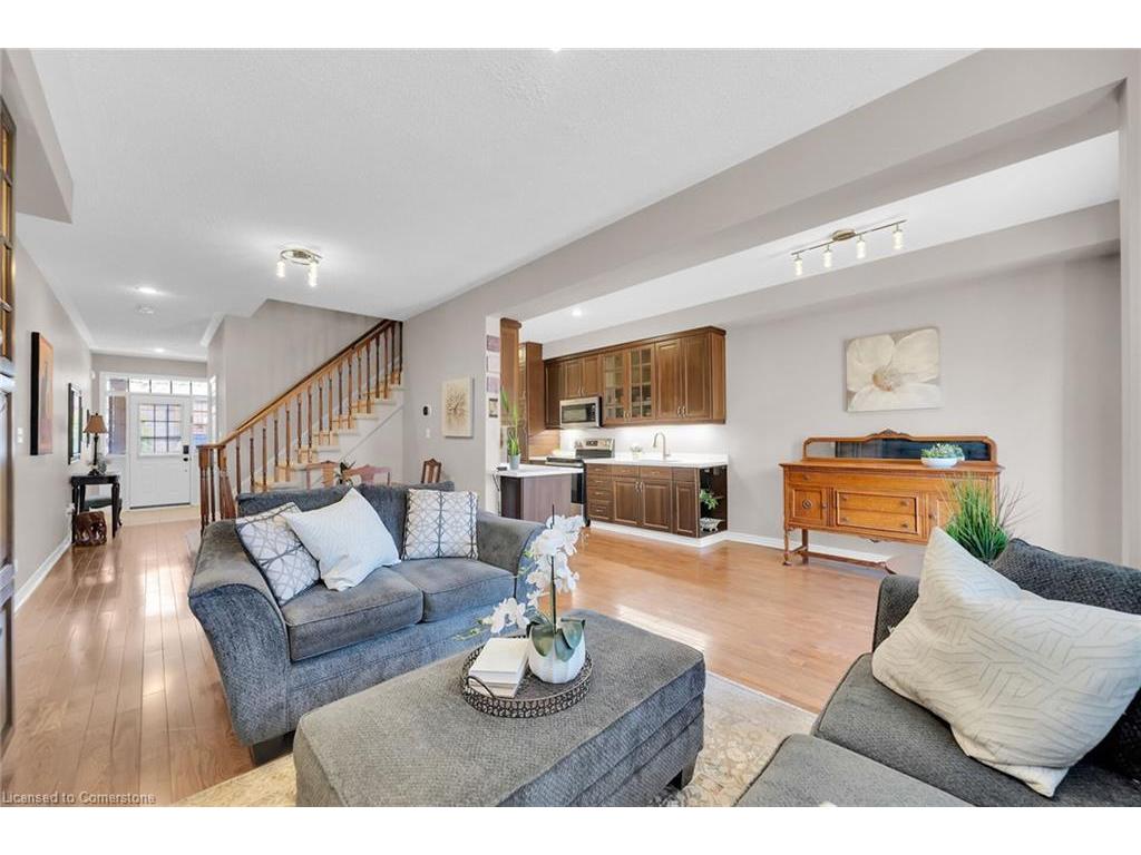 









300


Ravineview

Way, 41,
Oakville,




ON
L6H 7J2


